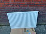 Plaatradiator 90x60 cm - Zo Goed Als Nieuw, Doe-het-zelf en Verbouw, Verwarming en Radiatoren, Ophalen, 30 tot 80 cm, 500 tot 800 watt