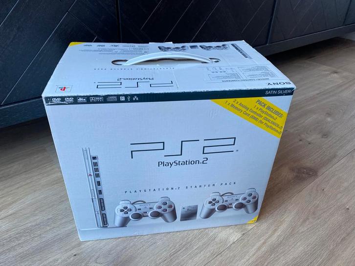 Playstation 2 starter pack met 2 controllers orginele doos, Spelcomputers en Games, Spelcomputers | Sony PlayStation 2, Zo goed als nieuw