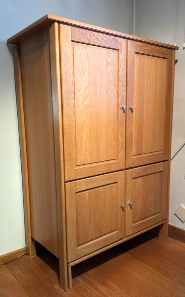 Eikenhouten TV-kast met inschuifbare deuren, Huis en Inrichting, Kasten | Computermeubels, Gebruikt, 120 tot 170 cm, 70 tot 120 cm