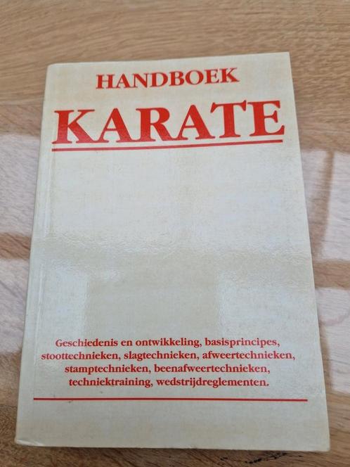 Handboek Karate, Boeken, Sportboeken, Gelezen, Vechtsport, Ophalen of Verzenden