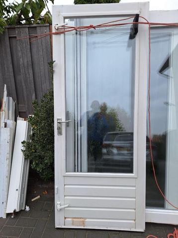buitendeur hardhout 88x211cm beschikbaar voor biedingen