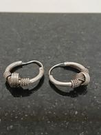 Zilveren oorringetjes in Indiaase stijl, Ophalen of Verzenden, Zilver, Zilver, Hangers