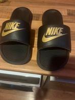Nike slippers maat 38, Kleding | Dames, Ophalen of Verzenden, Zo goed als nieuw, Zwart