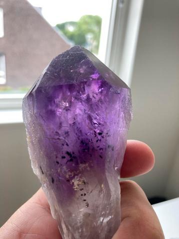 Prachtige Amethist Punt beschikbaar voor biedingen