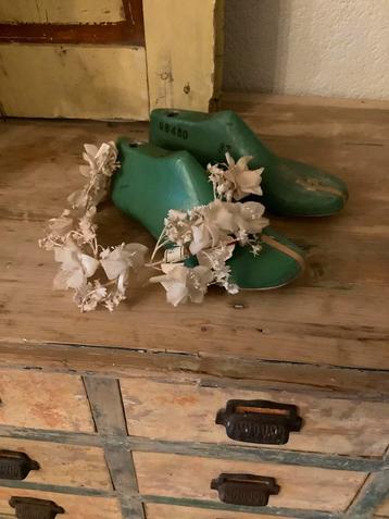 Antieke zware schoenleesten oud groen klein maatje 37 beschikbaar voor biedingen