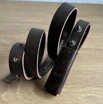 Legend. Smalle bruine leren riem zonder gesp. 85 cm.  beschikbaar voor biedingen