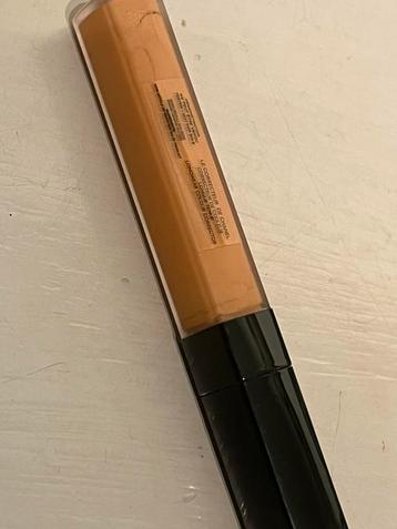 Chanel Correcteur Chanel Longwear Concealer  kleur: apricot beschikbaar voor biedingen