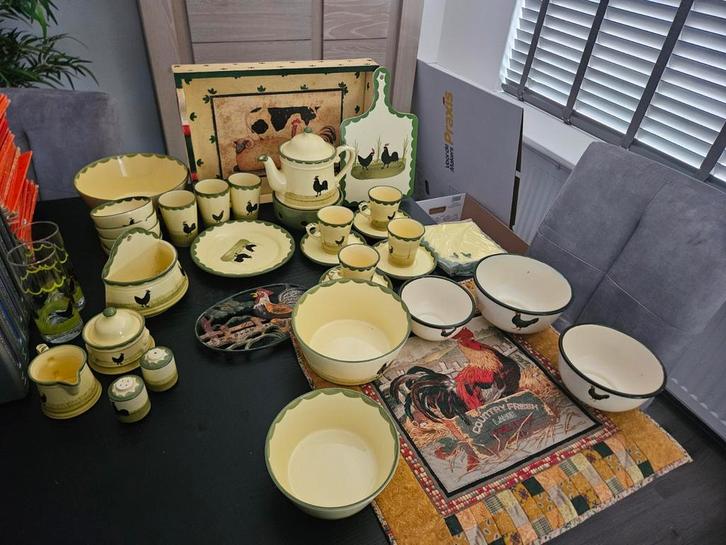 Kip & Haan Servies + Diversen, Huis en Inrichting, Keuken | Servies, Gebruikt, Compleet servies, Overige stijlen, Aardewerk, Ophalen