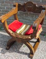 Stoel. Savonarola.  Houtsnijwerk.  78/62/50 cm., Ophalen, Hout, Bruin, Zo goed als nieuw