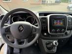 Renault Trafic 2.0 dCi 120pk T29 L2H1 Comfort navi airco cru, Voorwielaandrijving, Gebruikt, Euro 6, 2000 kg