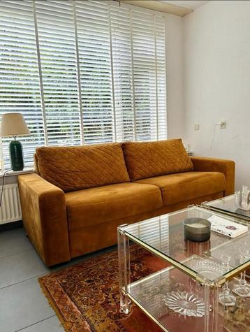 Sissy boy velvet bank / als nieuw beschikbaar voor biedingen