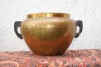 Bloempot met houten oren ( Koper antiek, Antiek en Kunst, Verzenden