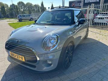 Mini Mini 1.5 Cooper Chili Serious Business beschikbaar voor biedingen
