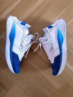 Wit Blauwe Puma heren Sneakers Schoenen | Maat 42, Puma, Wit, Ophalen of Verzenden, Sneakers of Gympen