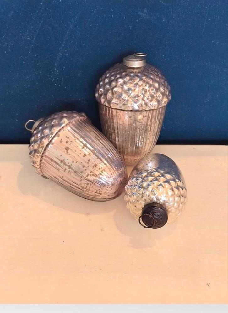 Glazen eikels, Antiek en Kunst, Antiek | Goud en Zilver, Zilver, Ophalen of Verzenden