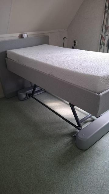 Deron Timeless Deluxe eenpersoons hoog-laagbed 90x200cm beschikbaar voor biedingen