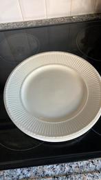 4 Wedgwood  Edme dinerborden diameter 26.5cm, Ophalen of Verzenden, Zo goed als nieuw, Bord(en), Wedgwood
