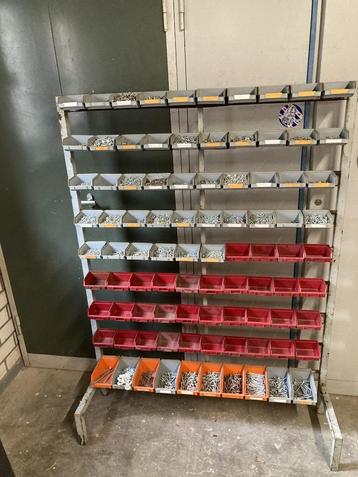 BAKKENSTELLING beschikbaar voor biedingen