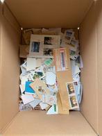 2,5 kg kilowaar postzegels Wereld, Postzegels en Munten, Verzenden, Buitenland