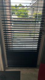 Horizontale jaloezie 209x75x5 zwart zgan., Ophalen of Verzenden, Zo goed als nieuw