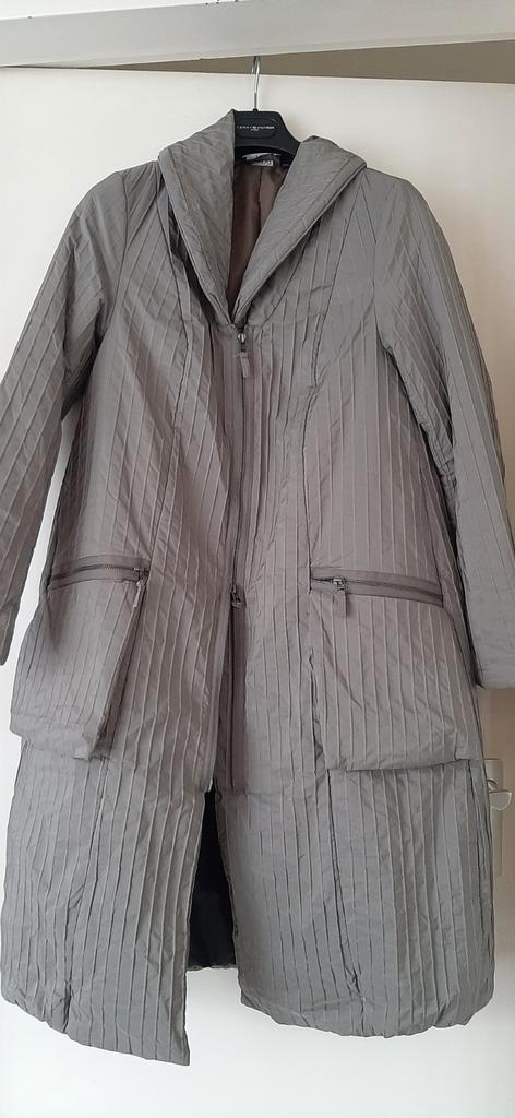 Lange winterjas merk Tomo, maat 40, nieuw., Kleding | Dames, Jassen | Winter, Nieuw, Maat 38/40 (M), Grijs, Ophalen of Verzenden