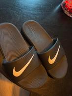Nike Slipper Maat 33.5, Ophalen of Verzenden
