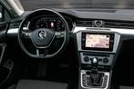 Volkswagen Passat Variant 1.5 TSI Highline - PANO - MATRIX -, Stof, Zwart, 4 cilinders, 150 pk