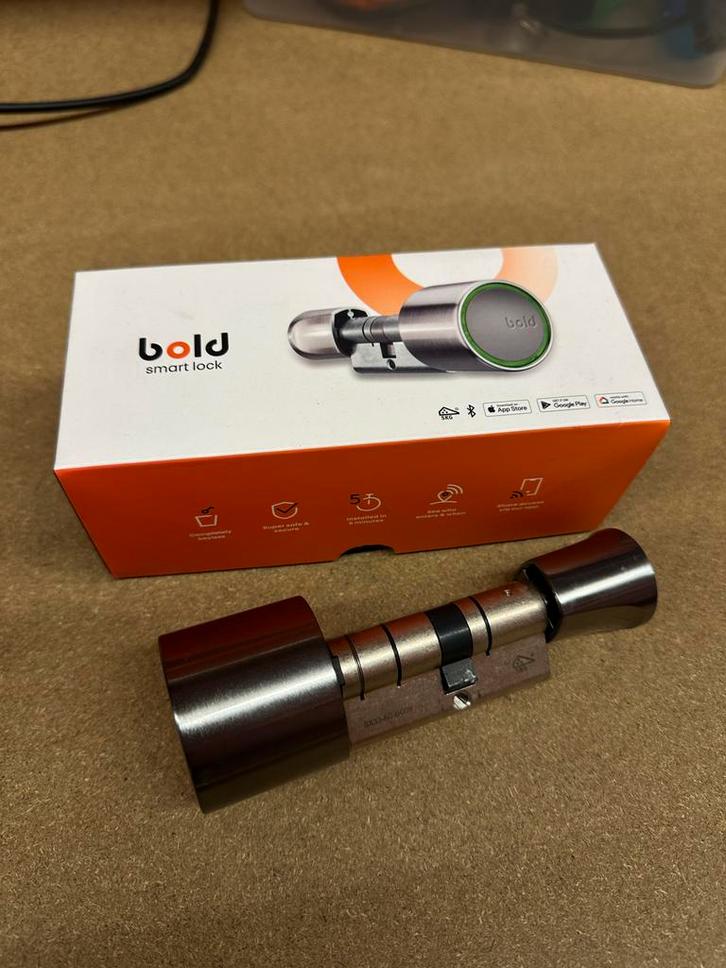 Bold Smart Lock sx-33, Doe-het-zelf en Verbouw, Hang- en Sluitwerk, Zo goed als nieuw, Slot, Rvs, Ophalen