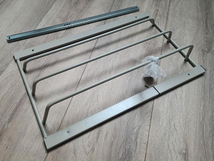 Ikea uittrekbare multihanger pax kast, Huis en Inrichting, Kasten | Kledingkasten, Gebruikt, Minder dan 100 cm, Minder dan 50 cm