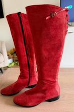 Prachtige rode suéde laarzen m 39, Kleding | Dames, Schoenen, Ophalen of Verzenden, Zo goed als nieuw, Rood, Hoge laarzen