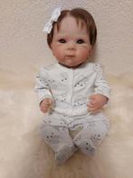 Schattige Reborn baby, Ophalen of Verzenden, Zo goed als nieuw, Babypop