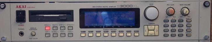 Akai S3000XL sampler uitgebreid vintage, Muziek en Instrumenten, Samplers, Gebruikt, Verzenden