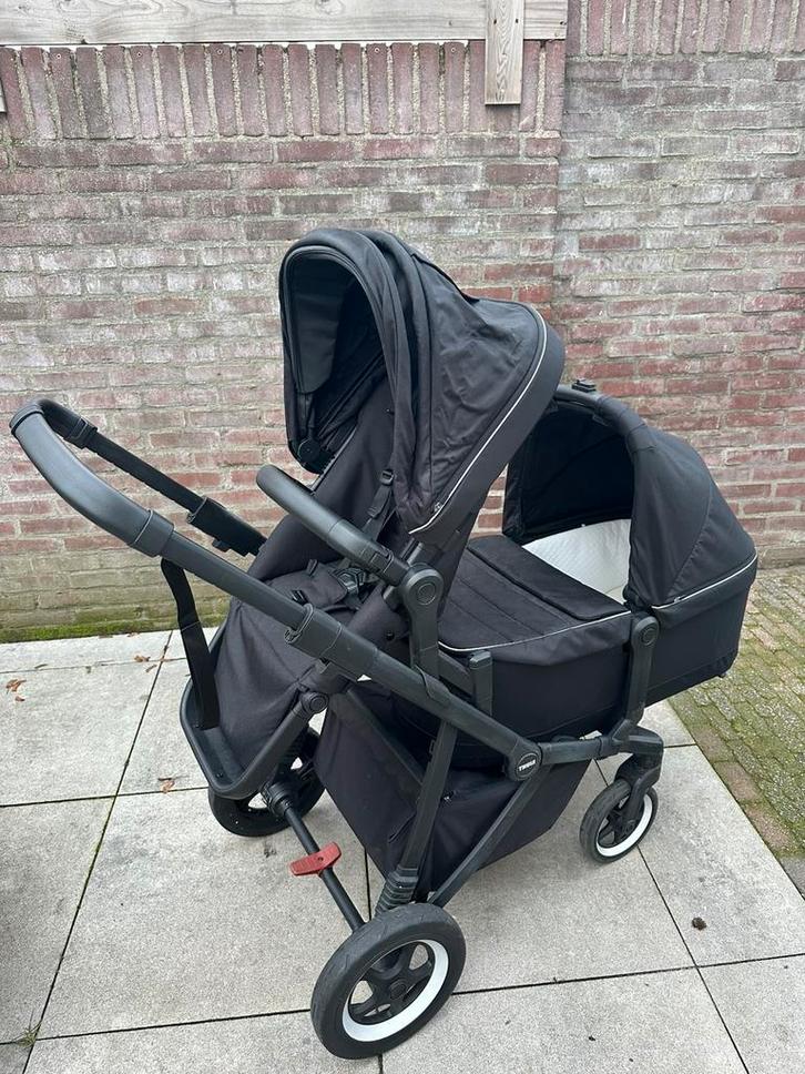 Thule Sleek duo wandelwagen zwart, Kinderen en Baby's, Kinderwagens en Combinaties, Zo goed als nieuw, Combiwagen, Duowagen, Ophalen