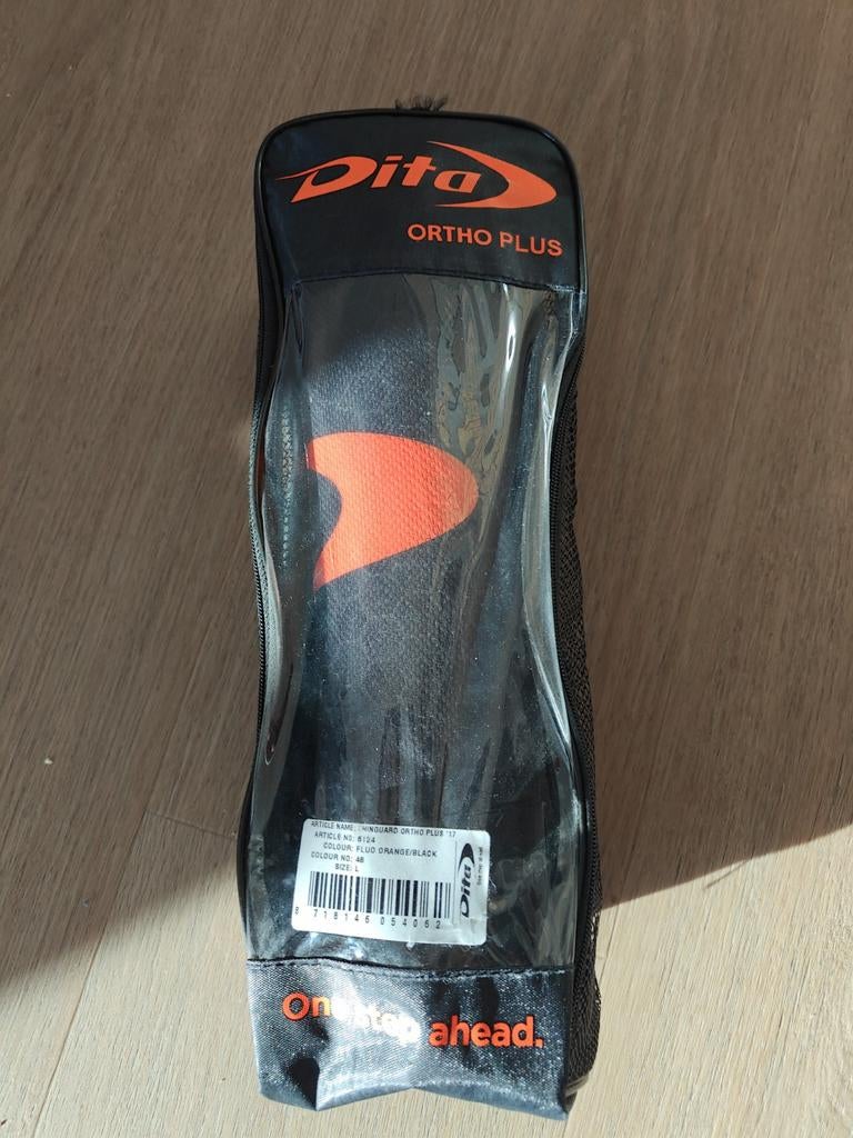 Nieuwe Dita Ortho Plus 17 Hockey Scheenbeschermers, Ophalen of Verzenden, Nieuw, Kleding