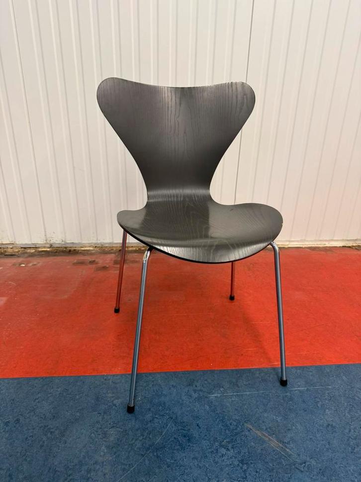 Deense Vintage vlinderstoelen 7 stuks Fritz Hansen, Huis en Inrichting, Stoelen, Zo goed als nieuw, Vijf, Zes of meer stoelen