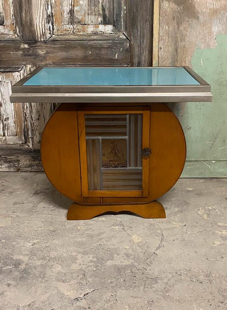 Kastje, Drankkastje, Vintage jaren ‘60. Aparte vormgeving., Antiek en Kunst, Curiosa en Brocante, Ophalen