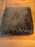 Mooie sierkussens met bladeren motief, Ophalen, Zo goed als nieuw, Grijs, Vierkant