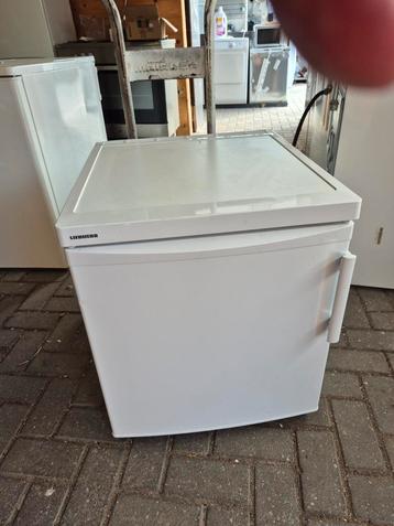 Leuke liebherr koelkast met vriesvakje A+ 63x55x60 beschikbaar voor biedingen