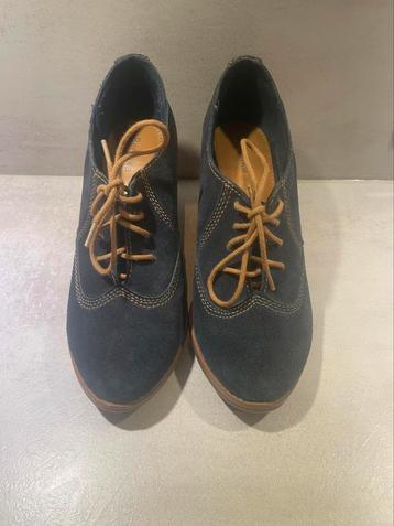 Veterschoenen - Bershka - Maat 37 beschikbaar voor biedingen