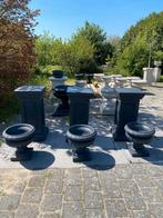 De laatste drie setjes antraciete betonnen potten en zuilen, Antiek en Kunst, Ophalen
