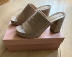Lina Locchi schoenen maat 41 kleur beige, Ophalen of Verzenden, Zo goed als nieuw, Beige