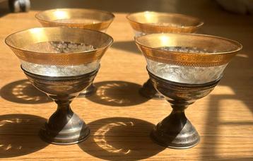 4 stuks Vintage dessert cups antique cups glas en metaal beschikbaar voor biedingen