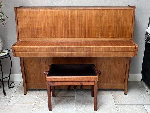 Prachtige originele Petrof piano, Muziek en Instrumenten, Piano's, Gebruikt, Piano, Bruin, Ophalen