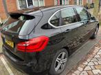 BMW 2-SERIE Active Tour 2.0 218D AUT 2015 Zwart, Auto's, Origineel Nederlands, Te koop, 2000 cc, 5 stoelen