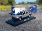 Volvo V70 II XC 2000-2007 lichtbruin 1/43 Minichamps, Hobby en Vrije tijd, Modelauto's | 1:43, Ophalen of Verzenden, Zo goed als nieuw