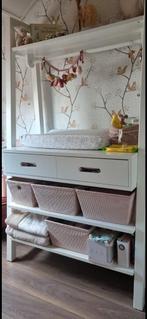 Prachtige witte commode Coming kids/ Bureau Stilt, Ophalen, Zo goed als nieuw