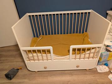 MYLLRA Babybedje Ledikant incl matras beschikbaar voor biedingen