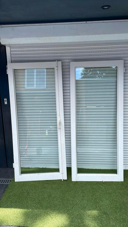 Houten kozijnen met Dubbel glas - H 160cm x B 140 cm, Doe-het-zelf en Verbouw, Kozijnen en Schuifpuien, Zo goed als nieuw, Raamkozijn