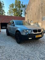 BMW X3 3.0i Executive 6 cilinder Youngtimer, Auto's, BMW, Automaat, Zwart, 2000 kg, Blauw