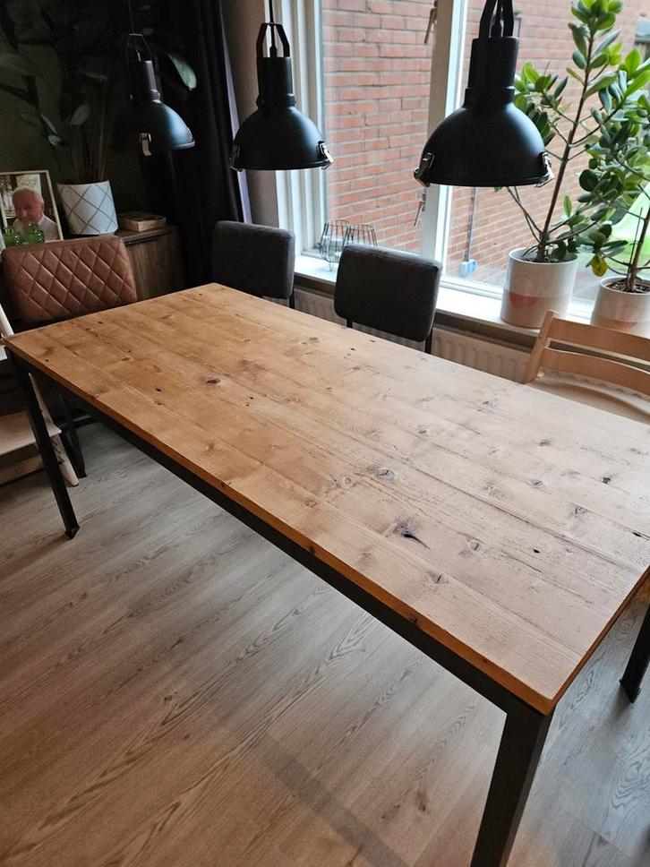 Teak Houten Tafel - Robuust & Stijlvol, Huis en Inrichting, Tafels | Eettafels, Gebruikt, 50 tot 100 cm, 150 tot 200 cm, Vijf personen of meer